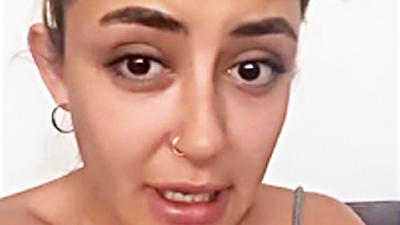 Melek Mosso hastanelik oldu! Sanatçı: Bu millete orta parmak gösterdi! Cezasız kalmadı