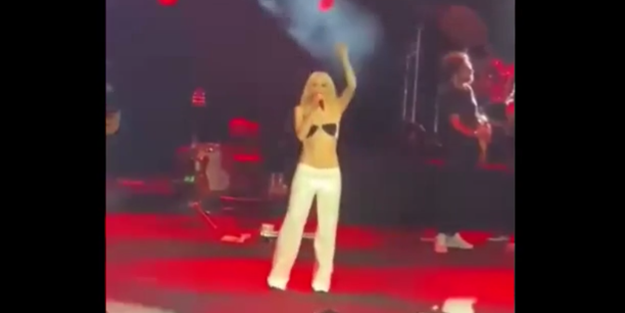 Melek Mosso’dan sonra Gülşen! Edepsiz mahallede ‘İzmir Marşı’ dönemi