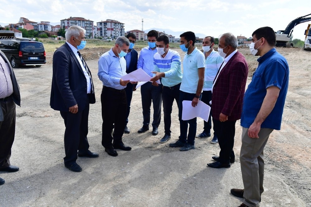 Melekbaba Mahallesinde değişim sürüyor 