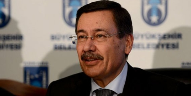 Melih Gökçek: Aylin'in milletvekililiği bitti