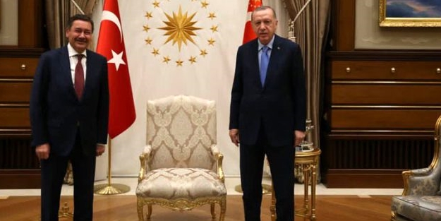 Melih Gökçek duyurdu! Külliye'de dikkat çeken görüşme