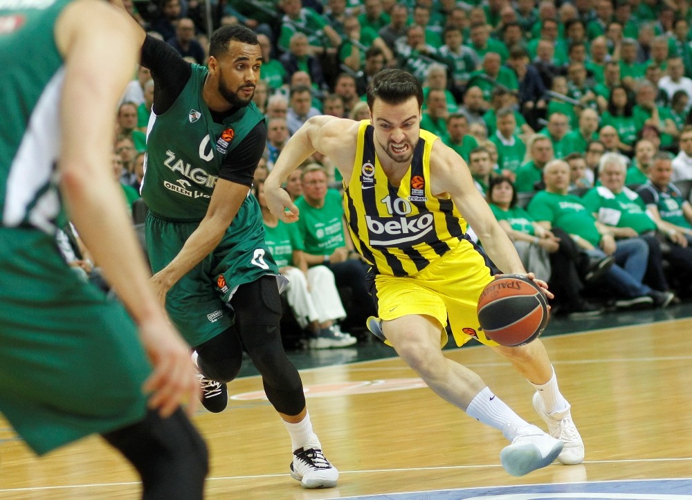 Melih Mahmutoğlu 3 yıl daha Fenerbahçe’de 