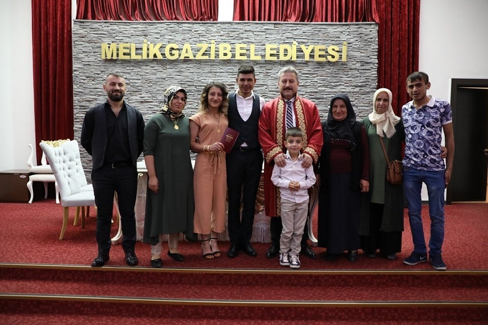 Melikgazi’de ’09.09.2019 günü Saat: 09.09’ da 45 nikah kıyıldı 
