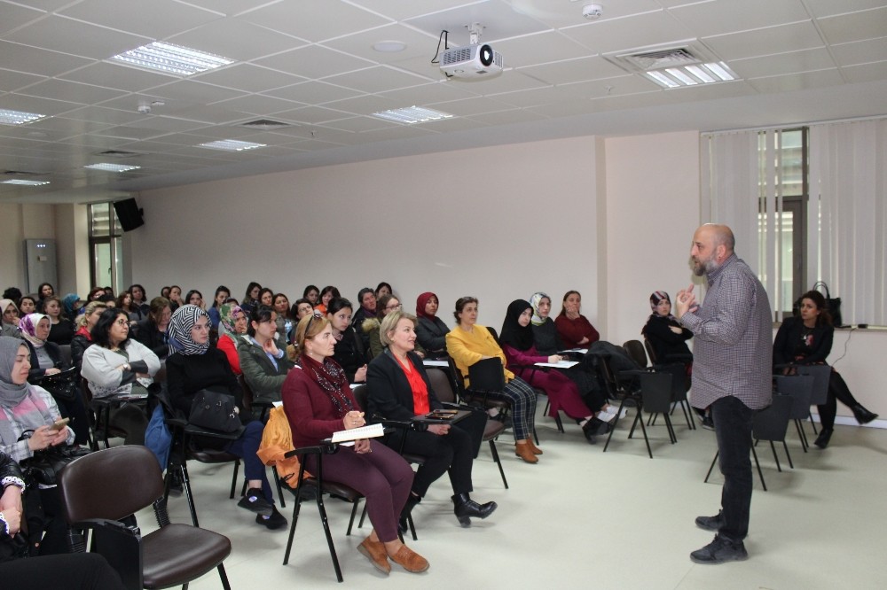 Meme muayenesiyle kanseri erken taniyin 