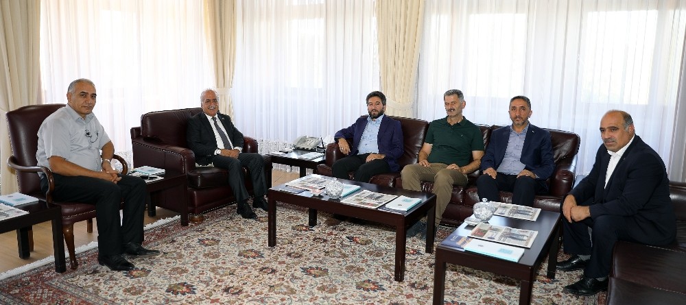 Memur-Sen Erzurum il yönetiminden Rektör Çomaklı’ya ziyaret 