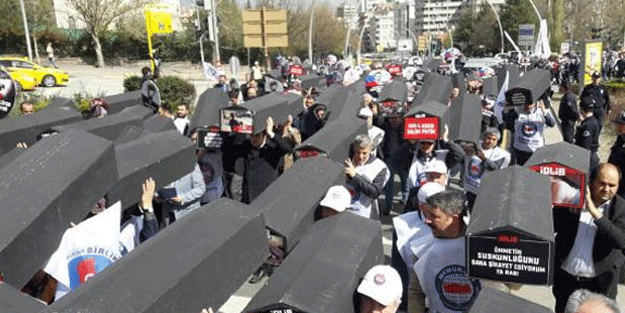 Başkentte protesto! Tabutlarla yürüdüler...