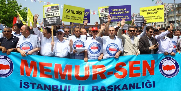 Memur-Sen Mursi için alanlara indi