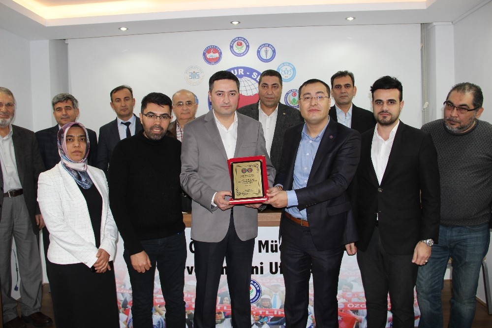 Memur-Sen yenilenen ve yeni oluşturulan komisyonlarla daha da güçlendi 