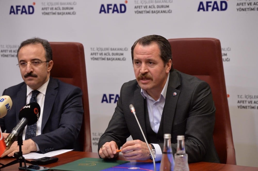 Memur-Sen’den AFAD’a bağış 