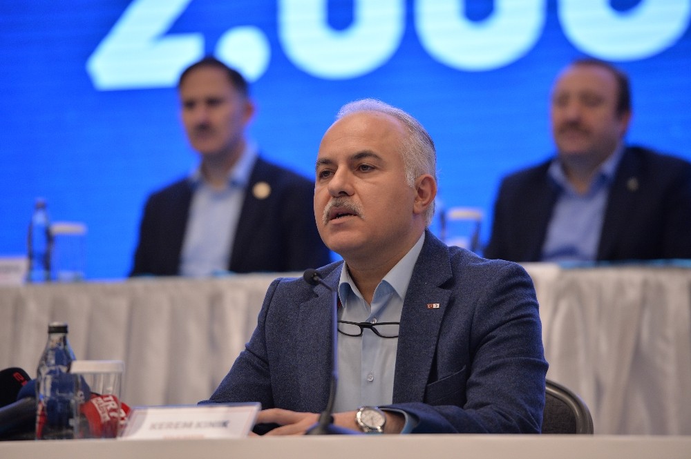 Memur-Sen’den Milli Dayanışma Kampanyası’na ve yardım kuruluşlarına 2 milyon liralık bağış 