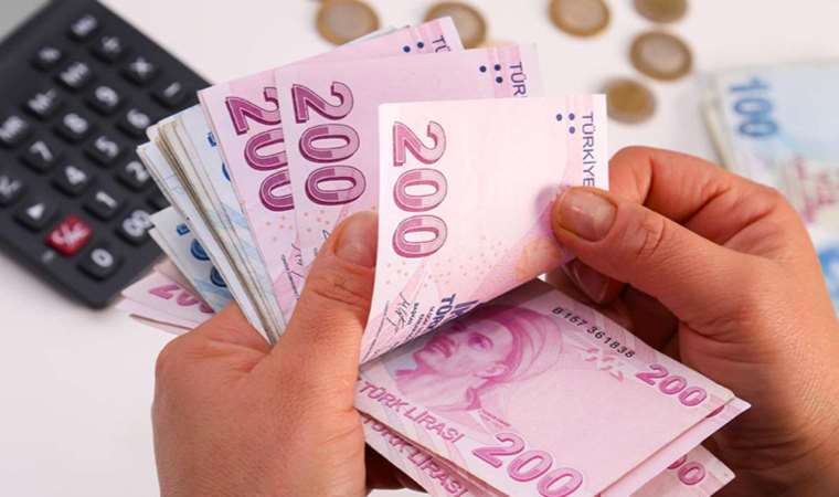 Memur ve emeklilerin zam oranlarını açıkladı! İşte maaşlar