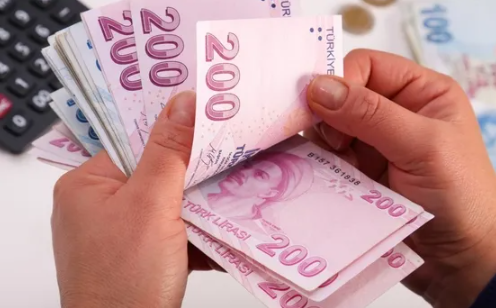 Memur ve memur emekli maaşlarına yeni zam hesabı: Polis, öğretmen, doktor maaşları ne kadar oldu, kim kaç TL alacak?