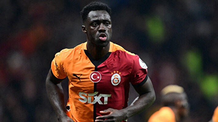 Menajeri Galatasaray’a iletti! Sanchez yöneticileri terletecek