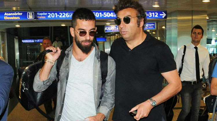 Menajeri konuştu! 'G.Saray'a gitme ihtimali...'