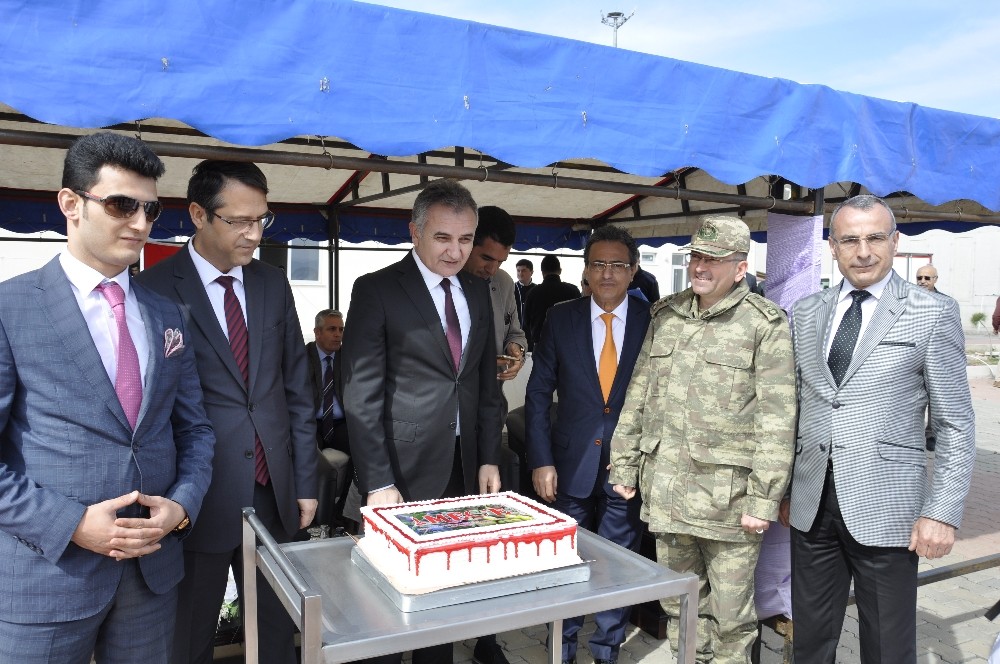 Menemen Açık Ceza İnfaz Kurumunda bin fidan toprakla buluştu 