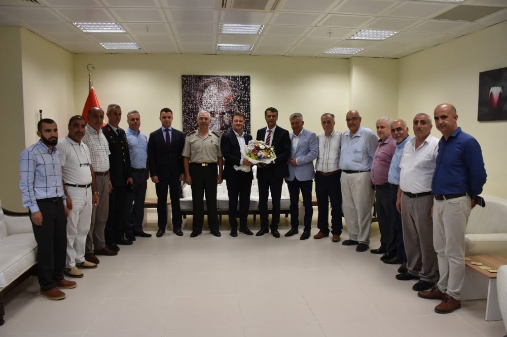 Menemen’de bayramlaşma merasimi 