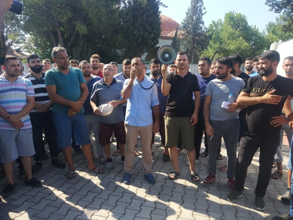 Menemen’deki pazarcı esnafından belediye önünde büyük protesto 