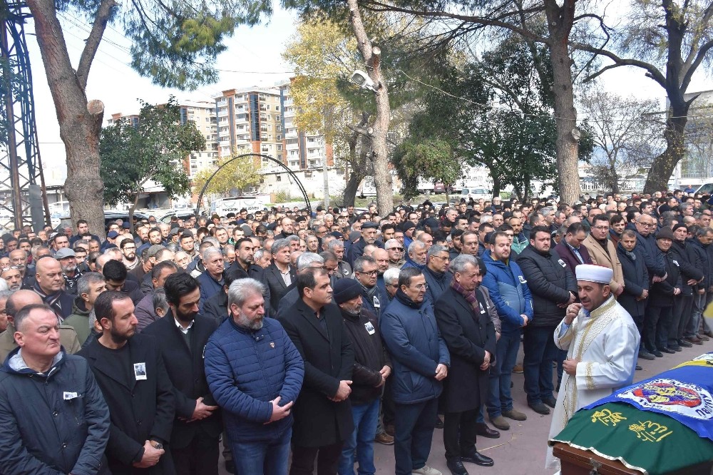 Menemenspor’u 1. lige taşıyan Aydın Şahin vefat etti 