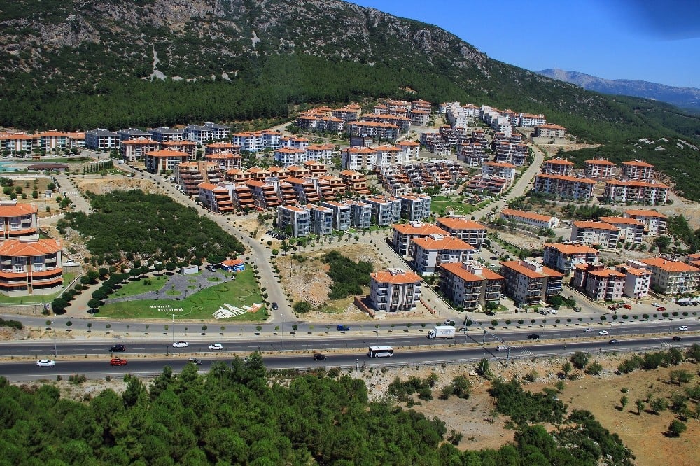 Menteşe evleri kanalizasyona kavuşuyor 