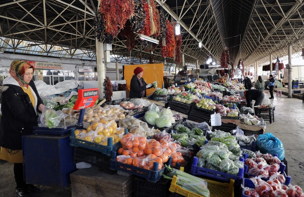 Menteşe halk pazarında poşetli dönem başladı 