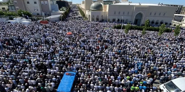 Menzil Şeyhi Muhammed Saki Hazretleri (k.s.) ilk defa konuştu! 'Ne yapsalar münkirler durmaz' dedi ve bunu tavsiye etti