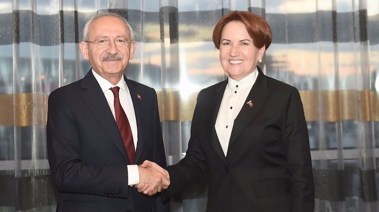 Meral Akşener CHP'ye geçecek mi? Açıkladı
