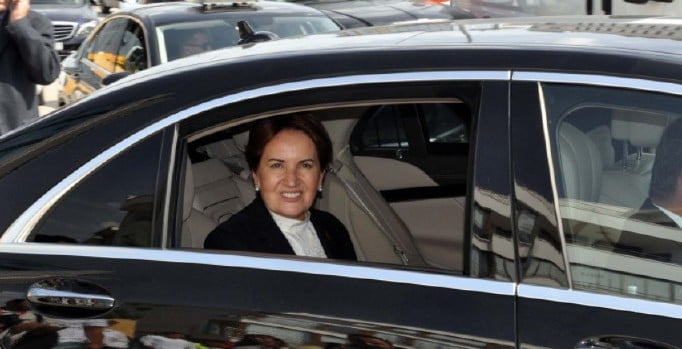 Meral Akşener: Gerekirse çadır kuracağız, partimizi 25 Ekim'de kuruyoruz
