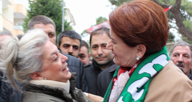 Meral Akşener’e davullu zurnalı karşılama
