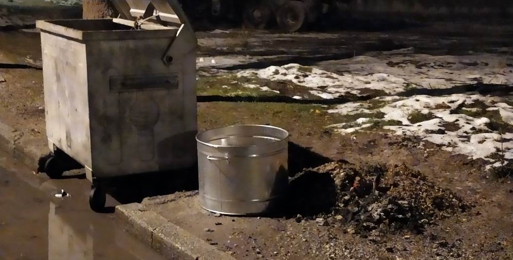 Meram’a bin adet daha kül kovası yerleştirildi 