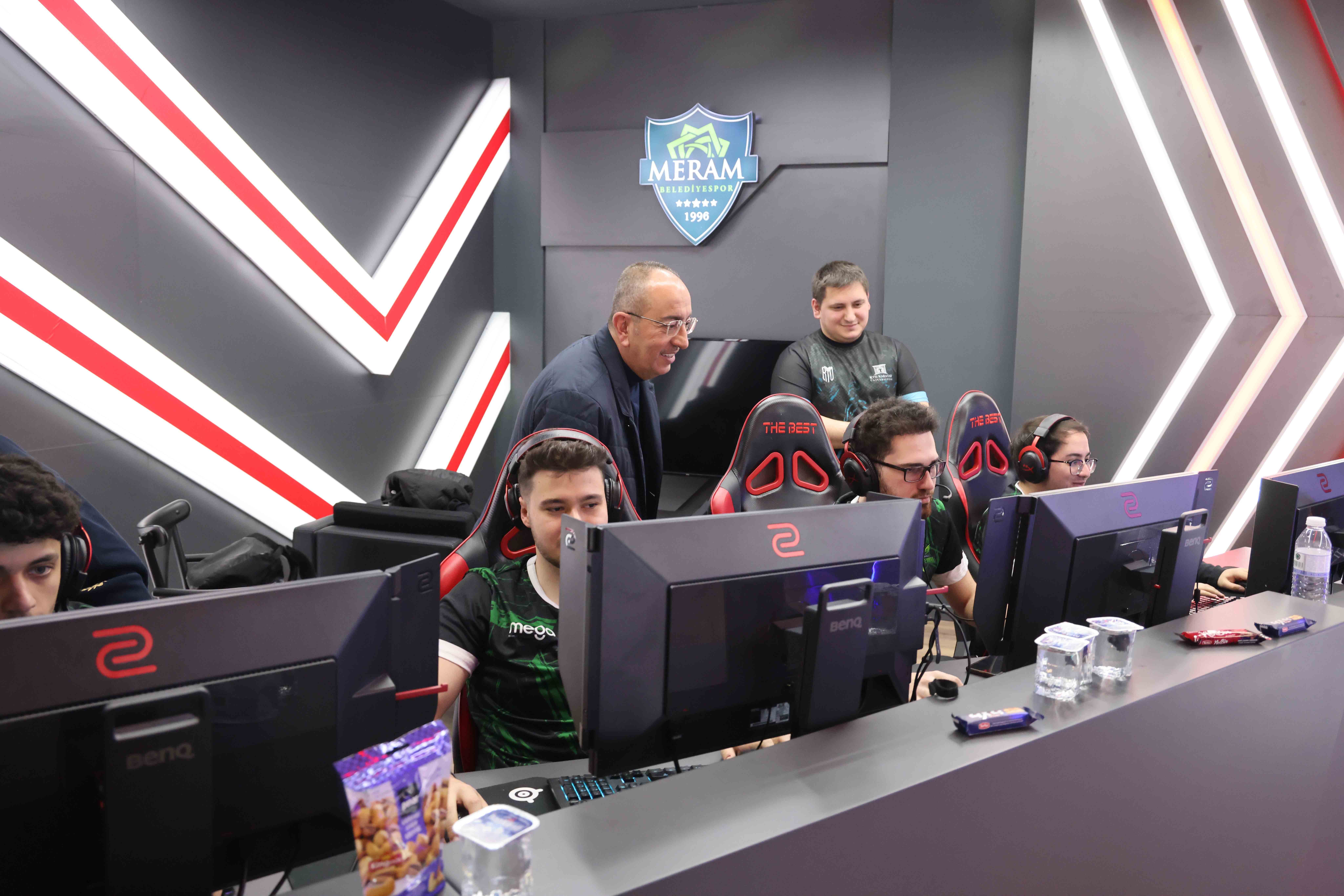 Meram’da Gençliğin, Sporun ve Eğitimin Adı; MEGA, 2026’ya da güçlü bir programla giriyor