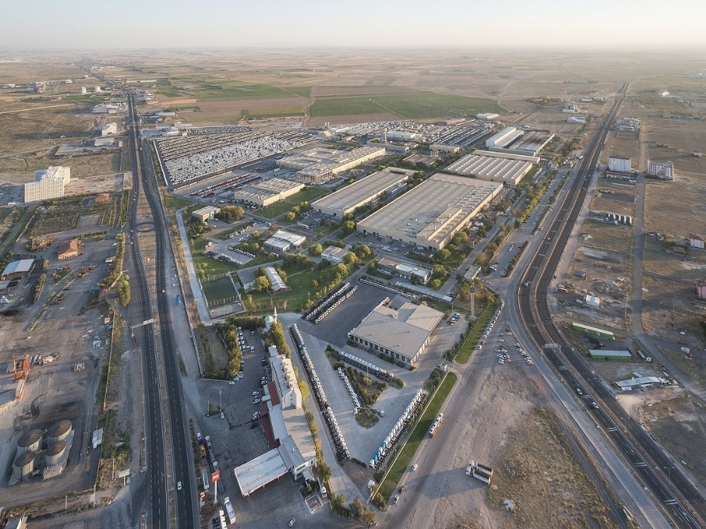 Mercedes-Benz Türk’te üretim başlıyor 