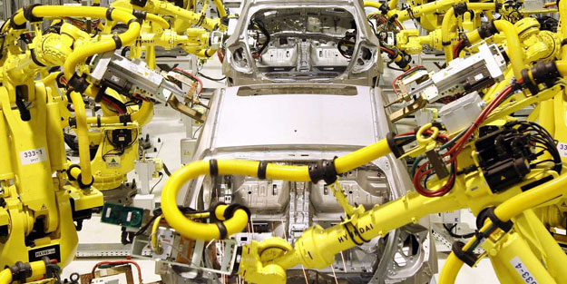 Mercedes’in Tesla’ya rakip olma planları ertelendi