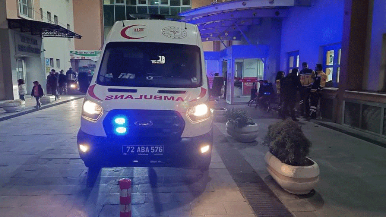 Merdiven boşluğuna düşen kızdan kötü haber