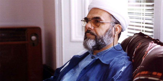 Merhum Esad Coşan Hoca şeriat karşıtlarına böyle seslenmişti: Sen Allah'a nasıl düşman olursun?