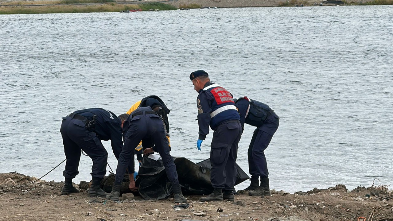 Meriç Nehri’nde erkek cesedi bulundu!