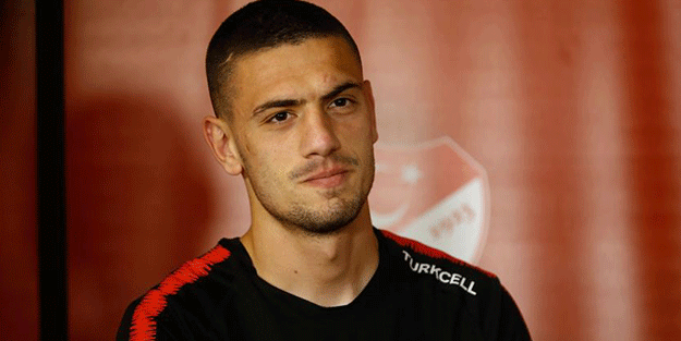 Merih Demiral kararını verdi: Çekiliyoruz