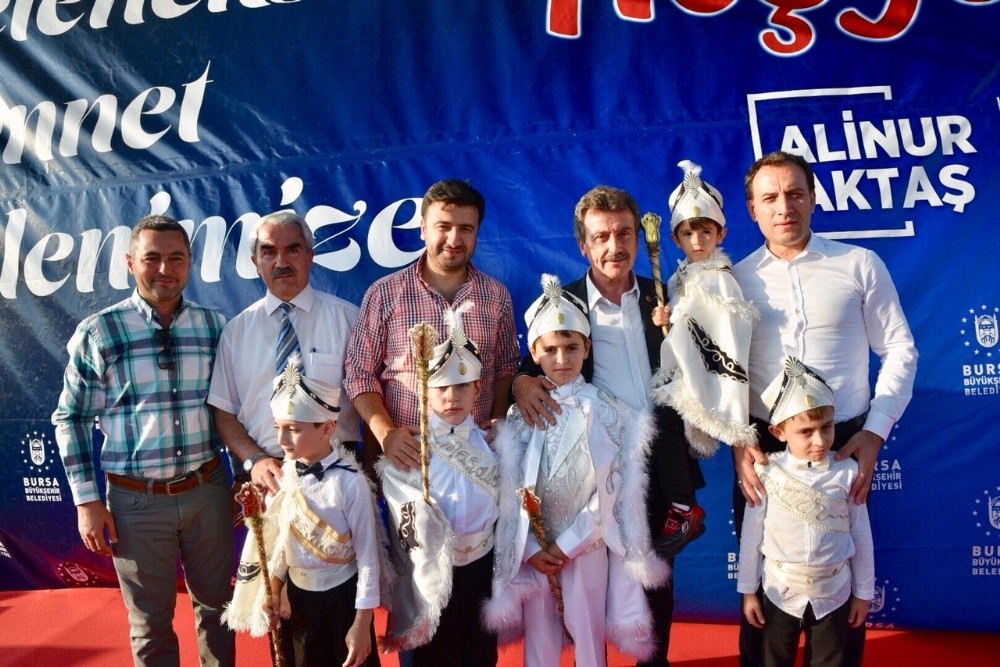 Merinos’ta sünnet şöleni 