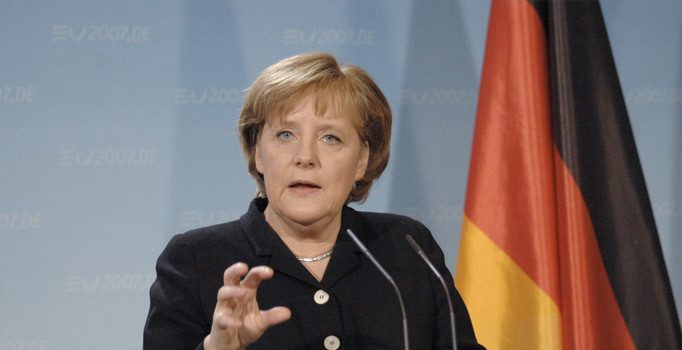 Merkel: Endişelenmiyorum