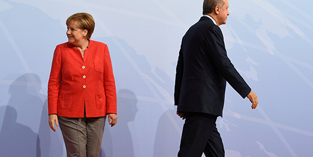 Merkel Erdoğan'ın yemeğine katılmayacak!
