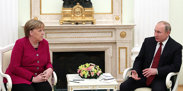 Merkel ile görüşen Putin ‘Bu çok tehlikeli’ dedi ve ekledi: Erdoğan'la da konuştuk