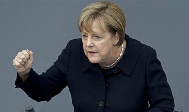 Merkel'den Avusturya'ya suçlama