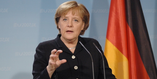 Merkel'den İran açıklaması: Büyük bir adım
