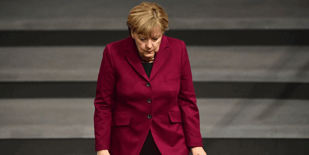 Merkel'e büyük şok! Seçimleri kaybetti...