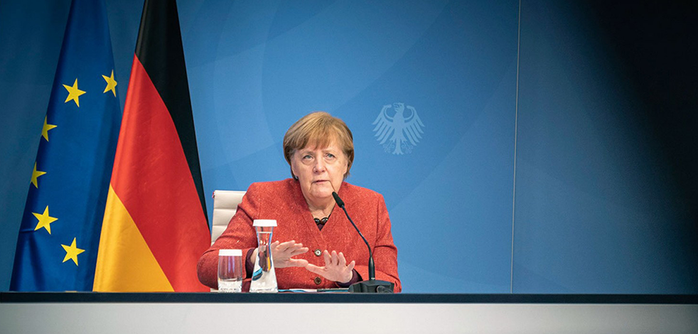 Merkel’e hakarete 8 ay hapis!