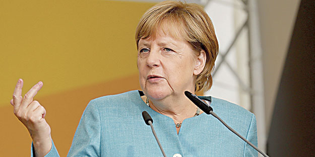 Merkel’i ciddiye almıyoruz