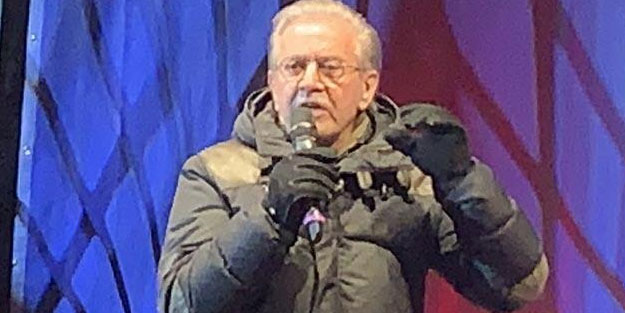 Merkel’in partisinden ayrılan 80'lik Alman parti kurdu