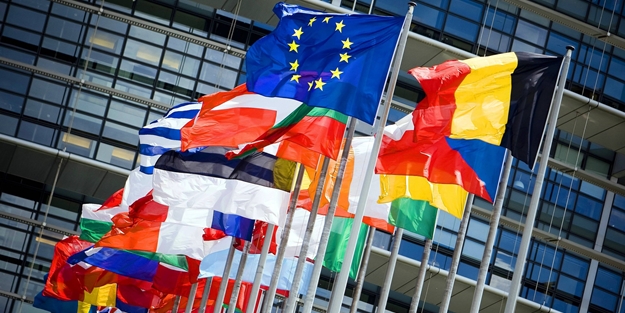 Merkel'in sözleri sonrası Almanya ve AB'den Türkiye'ye küstah tehdit