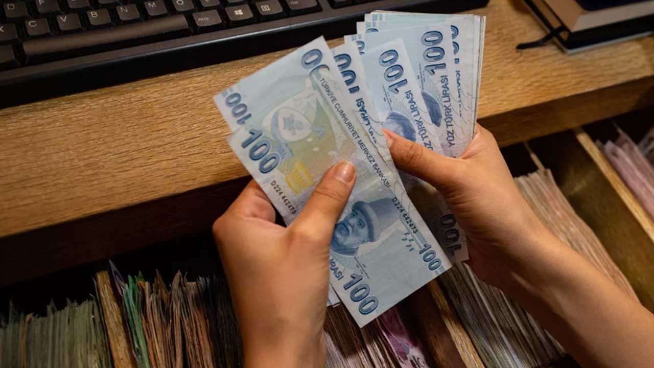 Merkez Bankası Başkanı Karahan açıkladı: Asgari ücret artışının muhtemelen gerisinde kalacak