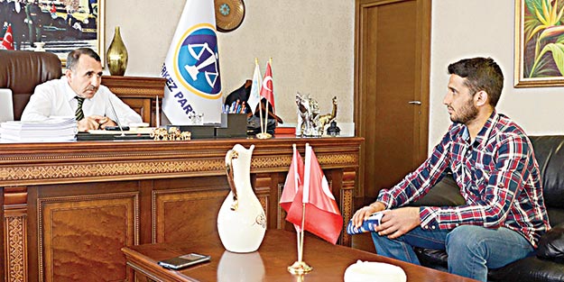 Merkez Parti’nin ‘Gülen’ aşkı!