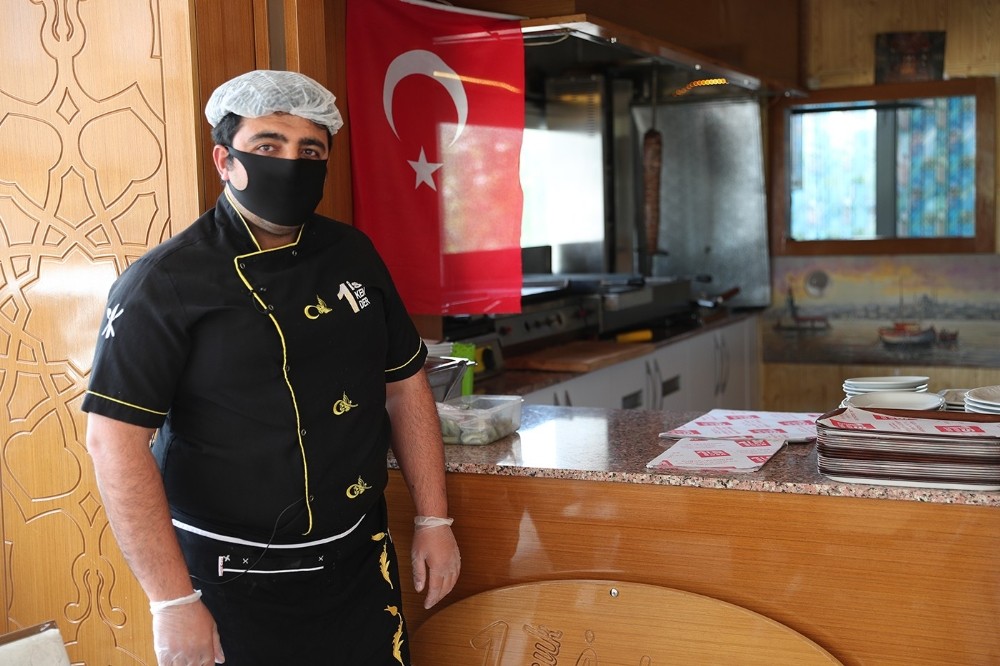 ’Merkezefendi El Ele İyilik’ hareketi esnafa can suyu oldu 